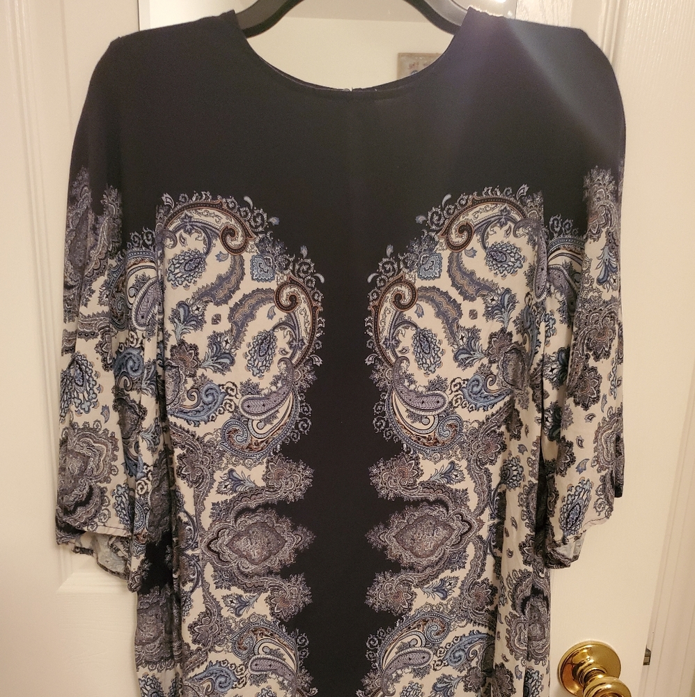 Dress - Picture 4 of 4
